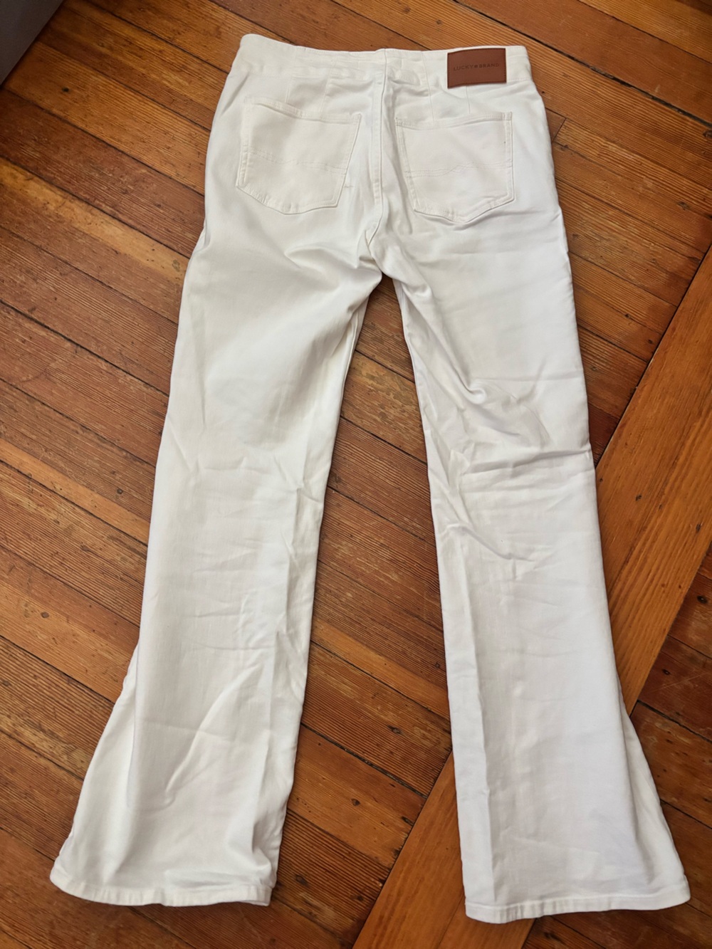 Lucky Brand Women’s Cream/Off-White Flare Jeans